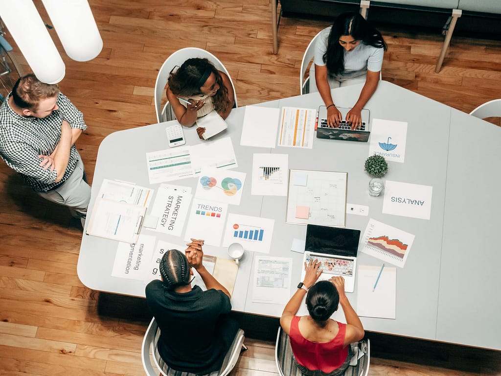 Wybór agencji SEO dla firmy - od czego zacząć? 2 seo firm